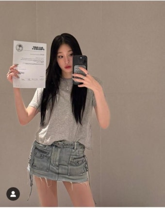 '신세계 정유경 회장 딸' 애니, 테디 혼성그룹 올데이프로젝트로 데뷔