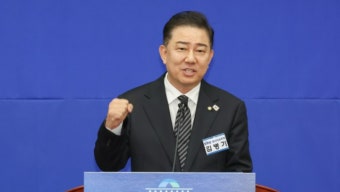 김병기 