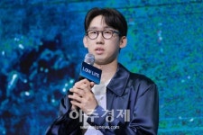 [포토] 인사말 하는 이상진