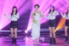 [포토] 더트롯쇼 무대오른 김용임