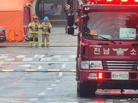 광양시 태인동 타이어 창고 화재…인근 지역 짙은 연기 확산
