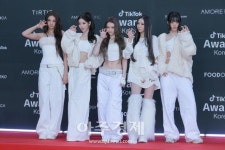 라미야레드카펫 | [포토] 미야오, 틱톡 어워즈2025 레드카펫 참석
