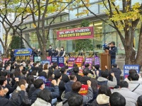 노조는 거리로, 회사는 소송 예고…롯데손보 후폭풍 본격화
