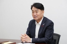 군포시, 한파 대응 스마트 핫팩 자판기 군포 핫뜨거 첫 선