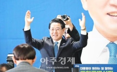 김영록 후보 광주 광천동에 선거사무소 열자 지지자들 바글바글