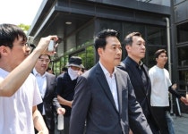 잠실 개표소 봉쇄 12일 만에 진입 합의…장동혁 