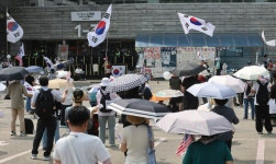 개표소 봉쇄 현장 뚫렸나…경찰, 핸드볼경기장 무단침입 수사