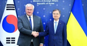 한·우크라 외교장관, 北포로 송환 문제 논의 