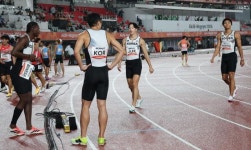 [아이치·나고야 AG] '배턴 실수' 韓 남자 400m 계주, 아쉬운 실격…결선행 좌절
