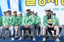 [철강마라톤] 썬글라스 어디서 샀어요?