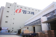[르포]무더위야 고맙다 아이스크림 공장 ´빙그레´