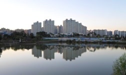 ‘그린 프리미엄’ 공원 옆 아파트…녹색 바람 솔솔