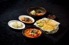 순두부와 청국장 그리고 찜 1개 매장서 3가지 마케팅 전개