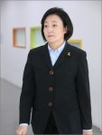 박영선 원내대표 자진 사퇴…
