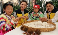 CJ오쇼핑, 방배복지관과 손잡고 추석나눔행사 진행