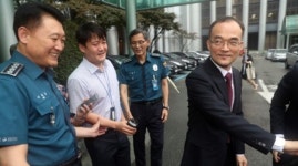 문무일, 검찰총장 최초 경찰청 방문…검경 협업 논의