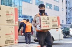 한화그룹, 사회취약계층 1만가구에 방역물품 전달