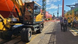 현대중공업 하청업체 근로자 굴착기에 치여 숨져