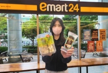 이마트24, 에이스침대와 꿀맛·꿀잠 이끌 먹거리 7종 선봬