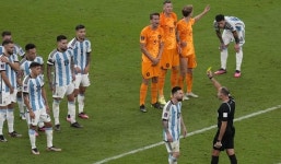 [카타르 월드컵] '옐로카드 18장' 아르헨티나·네덜란드에 FIFA 징계 절차
