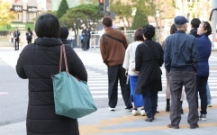 [내일(18일) 날씨] 쌀쌀한 출근길…최대 20도 일교차 ‘주의’