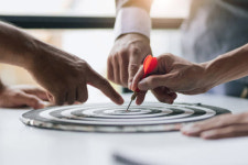 K-바이오, 혹한기 투자 트렌드 ‘M&A·헬스케어’ 주목