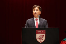 곽노정·조기석…반도체 수장들 모교行 러시