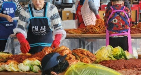 건강만세365병원, 사랑의 김장 나눔 행사 개최