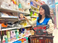 [CVS & Now] 작년보다 10원 더 낮췄다…CU, 990원 삼각김밥 출시 등