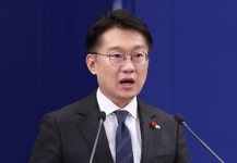 청와대, 반도체 클러스터 이전론에 
