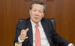 [인터뷰] 대한민국인권상 받은 동천 이정훈 이사장