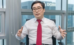 [법조라운지] 대형로펌서 사내변호사로 새 삶, IHCF 새 회장 조대환 변호사