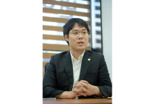 [인터뷰] 소통과 화합 바라는 로스쿨 출신 목소리 내고 싶어요