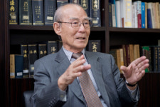 [주목이사람] “변호사가 돈만 쫓아다녀서는 안 돼”