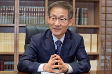 민변 제13대 회장에 김호철 변호사 당선