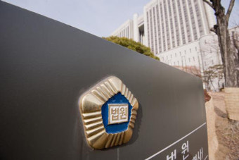 [판결] '사기 혐의' 前 프로야구선수 임창용, 벌금 100만원