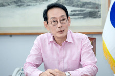 [Law Makers] 源룄쓭 援쉶 踰뺤궗쐞썝옣 쒖엫湲 以 넻怨쇳븳 踰뺤븞씠 쐞뿄寃곗젙 諛쏅뒗 씪 뾾룄濡 븷 寃꺿