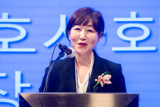 서울중앙지검 공봉숙·김정화 검사, 