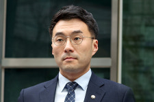 檢, ‘김남국 코인 의혹’ ‘위메이드 사기’ 전면 재조사 나선 듯