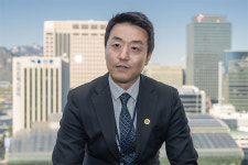 [인터뷰] “사이버 범죄 잡기 위해 아시아와 공조”