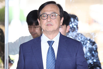 '삼성전자 특허 유출' 안승호 전 부사장 구속 