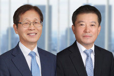 진앤리 법률사무소, 환경법 전문 김홍균 변호사·유제철 前 환경부 차관 영입