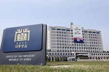 용산 대통령실 이전 경호처 간부는 공사비 대납 강요...방탄유리 업체는 공사비 18배 부풀려