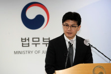 론스타 취소 소송 연내 결론 가능성 … 패소시 이자 눈덩이