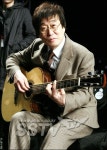 [SS포토] 김창완 제 기타연주 들려드릴게요!