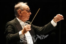 [VOD] 영화 음악의 거장 엔니오 모리꼬네, 2년만에 내한공연