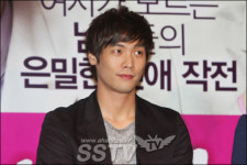 [VOD] 최다니엘 “사랑 앞에 매달려 본 적 있다”