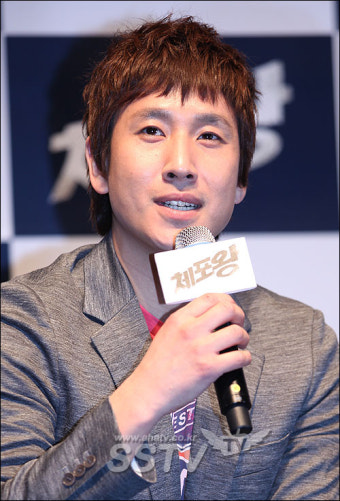 ‘체포왕’ 이선균 실제 성격은? “완벽을 추구하는 허당”