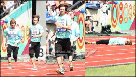 [SS포토] 아이돌육상선수권대회 민호 옆에 뛰는 신동, 갑작스럽게 넘어져
