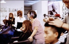 미용실 커트비 담합 적발, 공정위 ‘유사 사례’ 조사 중